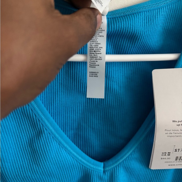 Athleta Crop Rib Tank Women’s Size M Santorini Blue V-Neck Active Wear Yoga - Picture 8 of 8